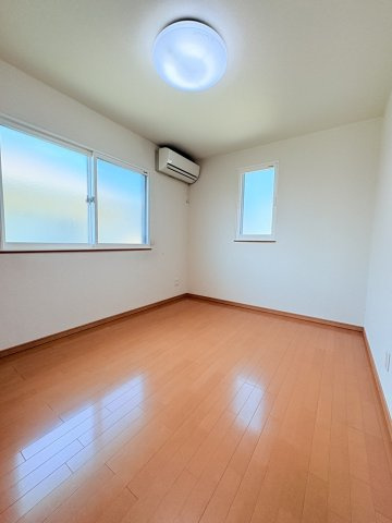 京地3丁目一戸建の洋室|洋室です