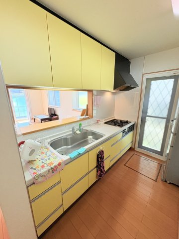 京地3丁目一戸建のキッチン|お料理しやすいキッチンです