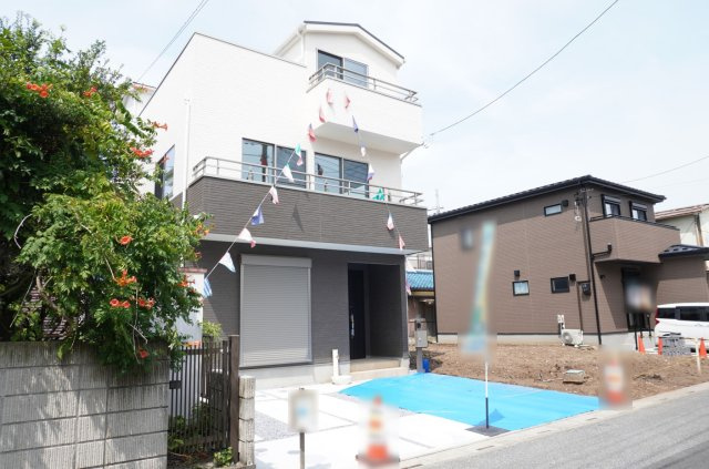 越谷市大字恩間 新築分譲住宅の外観
