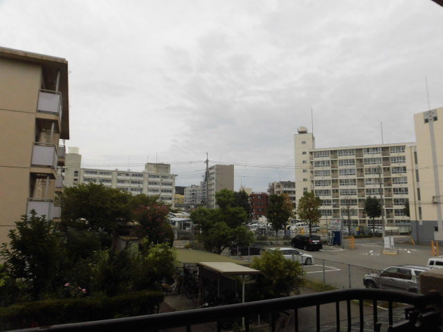 大阪市東淀川区淡路１丁目のマンション