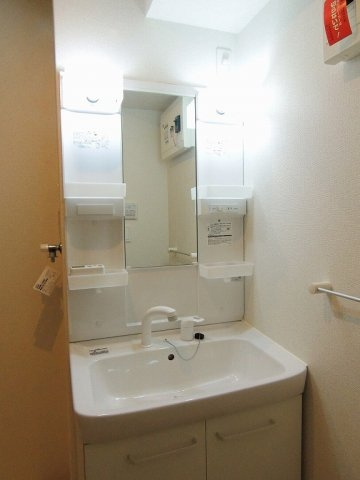 プラシードⅠの独立洗面台|洗面所