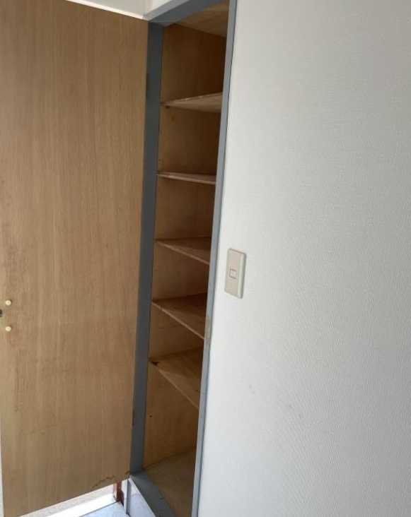 ホワイトシャトル柿の木坂　コインランドリー　最上階　角部屋の収納