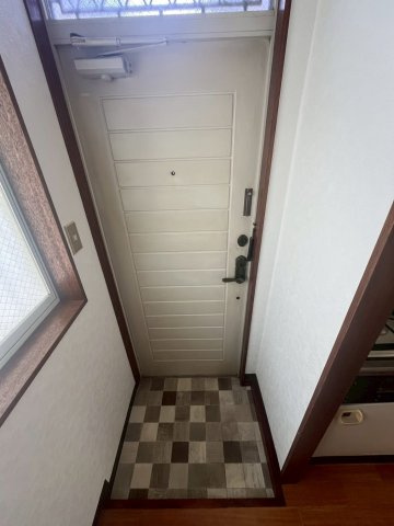 【玄関】