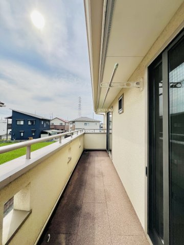 前橋市箱田町のバルコニー|2部屋から行き来できるバルコニー♪