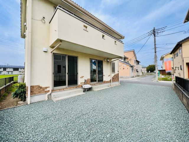 前橋市箱田町の庭|家庭菜園やBBQなども楽しめるお庭スペース♪