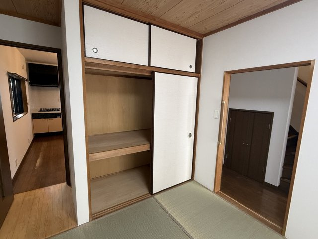 西舞子8丁目戸建の収納