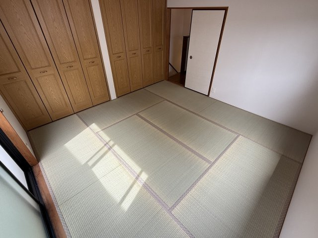 西舞子8丁目戸建の和室