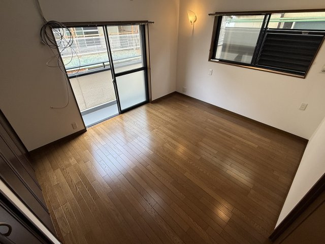 西舞子8丁目戸建の洋室