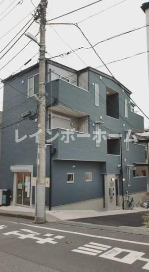 オコナ本中山の外観