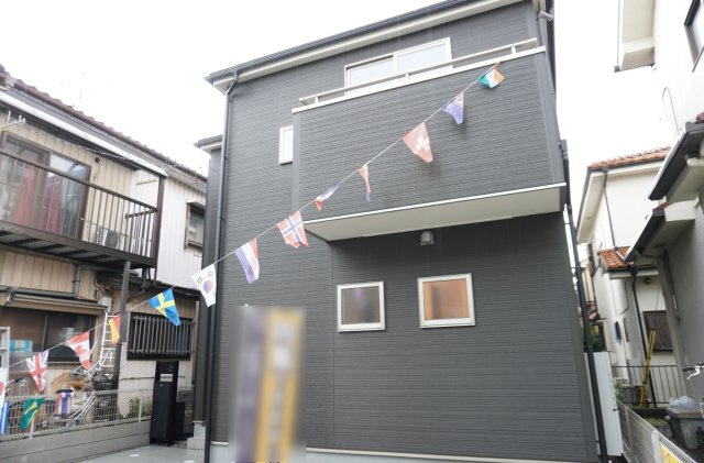 越谷市伊原2丁目 新築分譲住宅の外観