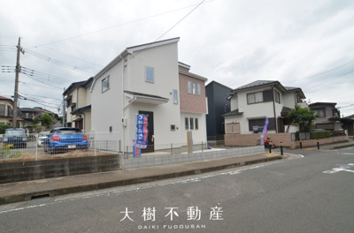 【前面道路含む現地写真】 | 綾瀬市寺尾釜田3丁目 新築戸建て 全1棟【仲介手数料無料】