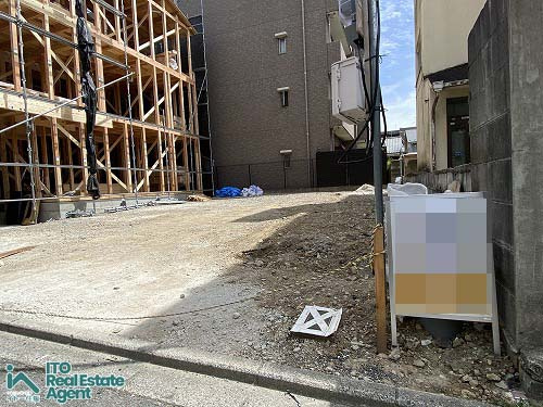 上京区寺今町 新築戸建(D号地)の駐車場
