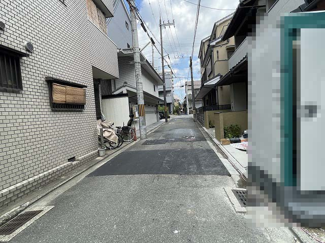 上京区寺今町 新築戸建(D号地)の前面道路含む現地写真