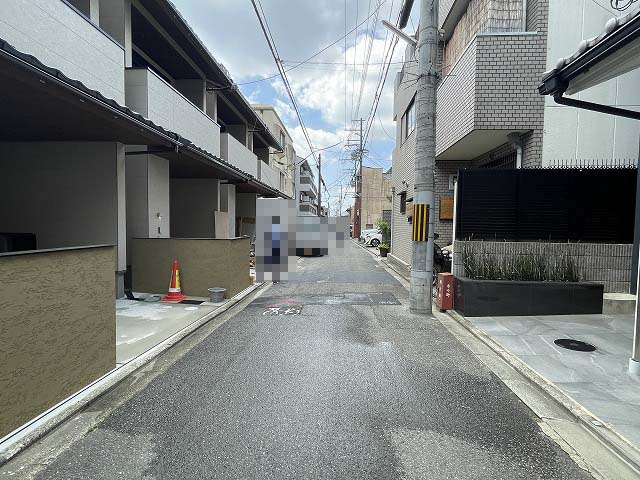 上京区寺今町 新築戸建(D号地)の前面道路含む現地写真
