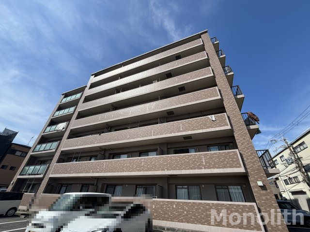 ロイヤルヴェール山下