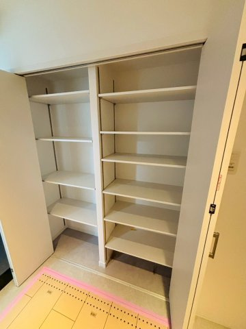 ライオンズマンション江戸堀西公園の玄関|玄関