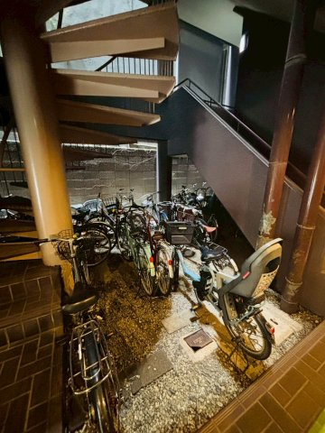 ライオンズマンション江戸堀西公園の駐輪場|駐輪場