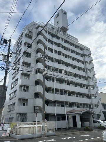 ユーハウス名駅のエントランス