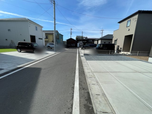 新築戸建・新築建売　玉村町板井　玉村小学校・玉村中学校の前面道路含む現地写真