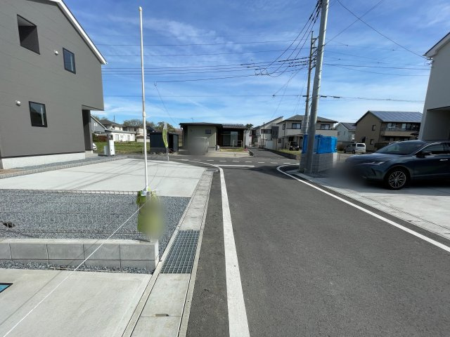 新築戸建・新築建売　玉村町板井　玉村小学校・玉村中学校の前面道路含む現地写真