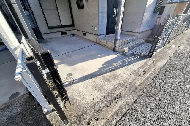 岸和田市加守町3丁目の駐車場|駐車スペース