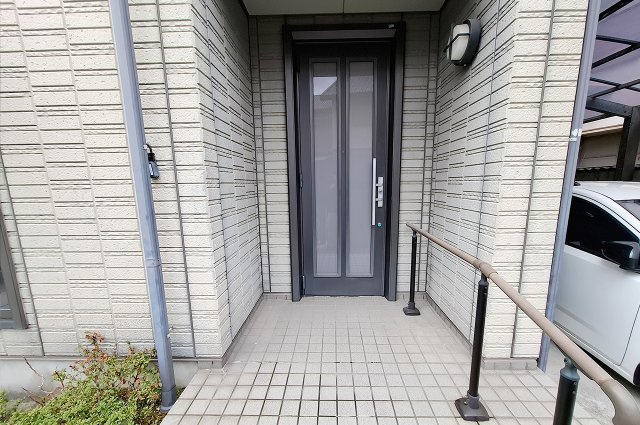 岸和田市宮前町の玄関|玄関ポーチ