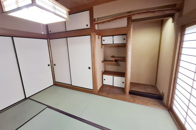 岸和田市東ケ丘町の和室|和室1