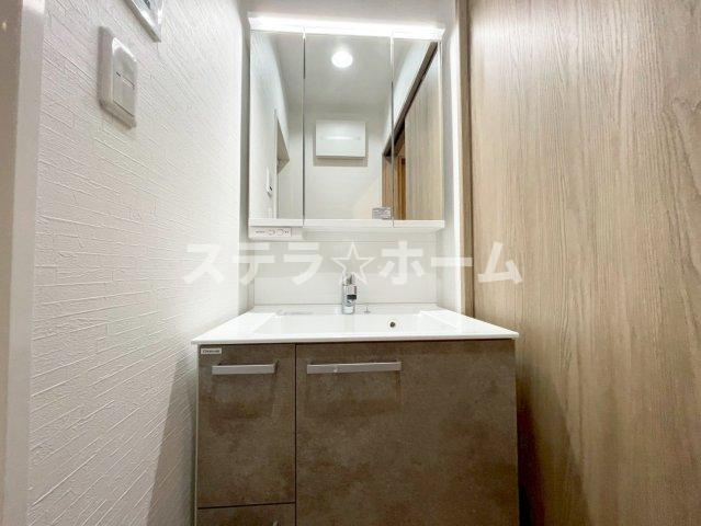 大池2 中古戸建の独立洗面台|独立洗面台あり、毎朝おしゃれに忙しい女性の方におすすめです