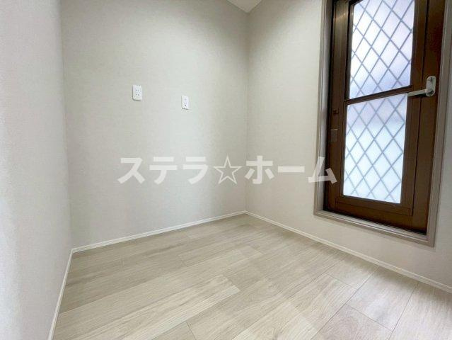 大池2 中古戸建の洋室|個人の部屋や寝室として使える洋室です