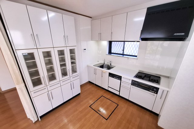 岸和田市尾生町5丁目のキッチン|キッチン：壁付タイプで、LDKを広く使いやすい配置です。