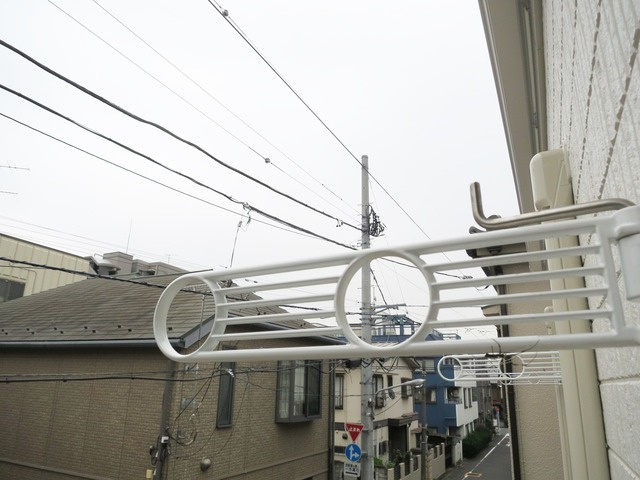 フローラ東小岩の設備|物干し竿フック完備！