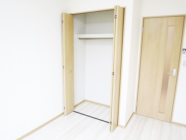 フローラ東小岩の収納|クローゼット完備！