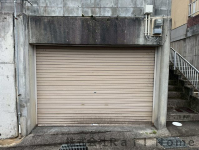 相生市那波野　中古戸建の駐車場
