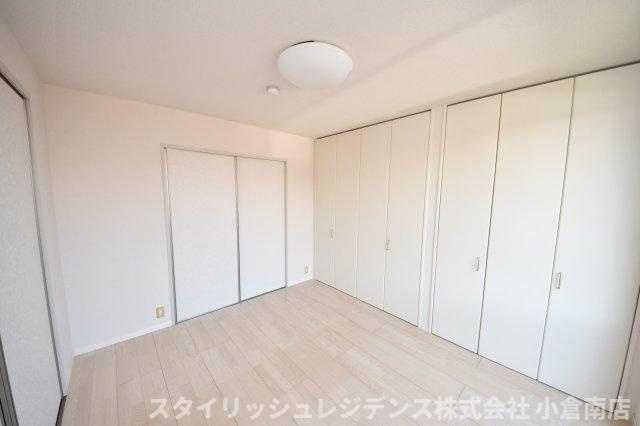 プランドール雄の居間・リビング
