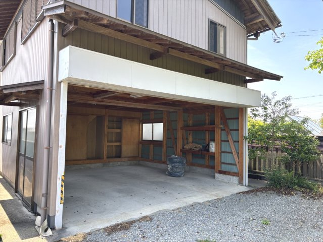 中古戸建　安八郡神戸町大字柳瀬　平成14年築のその他|併用住宅・ガレージ