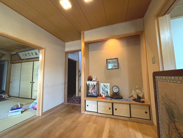 【商談中】中古戸建　安八郡神戸町大字柳瀬　平成14年築の玄関