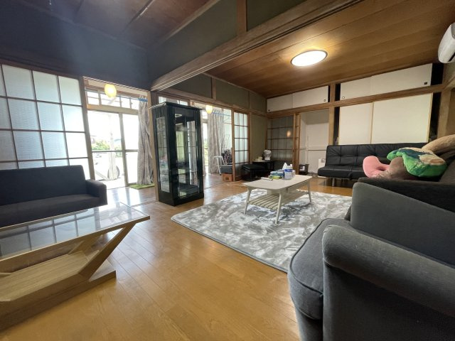 上布施　中古戸建　2棟の洋室