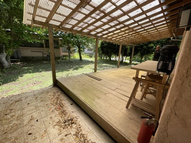 上布施　中古戸建　2棟のバルコニー