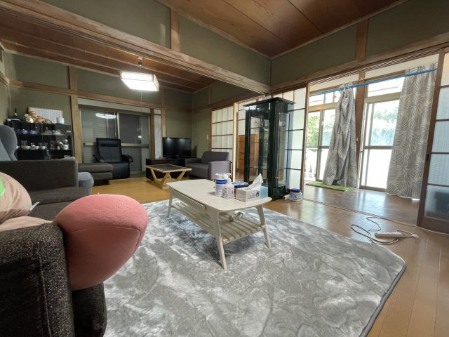 上布施　中古戸建　2棟の洋室