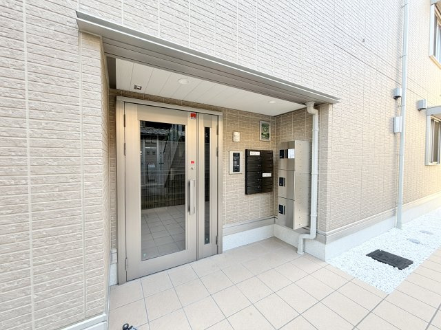 グロワール　ヒロのエントランス