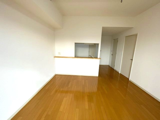 ルクレ阿波座レジデンスの居間・リビング|イメージとして同マンション他部屋を表示しています