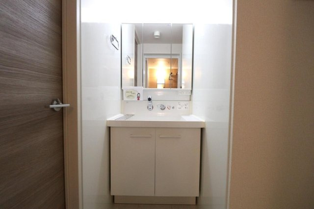 ボヌールロードの独立洗面台|洗髪洗面化粧台