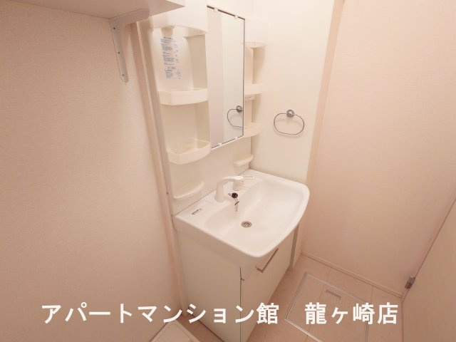 ユーチャリスの独立洗面台