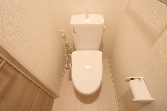グランセレスタＡのトイレ|温水洗浄暖房便座