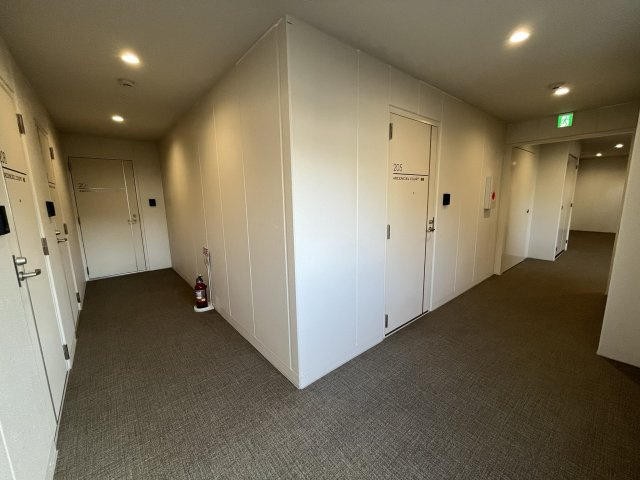 アルカンシェルコート緑橋のロビー