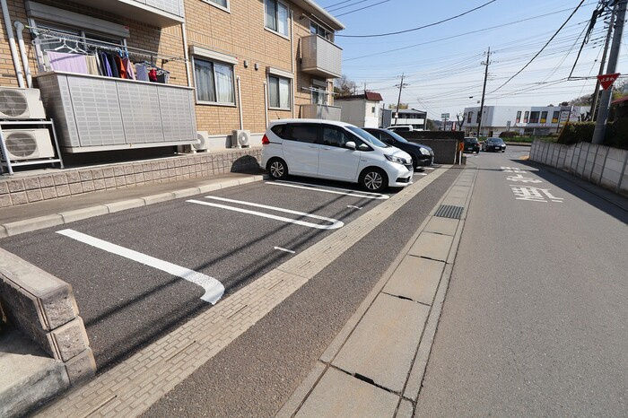 Solana（ソラーナ） Bの駐車場|駐車場