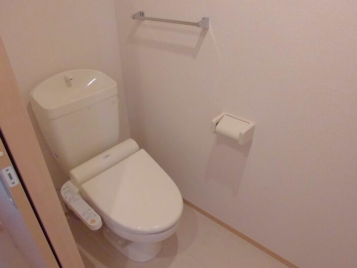 Cerejeira（セレシェイラ） Aのトイレ|温水洗浄便座