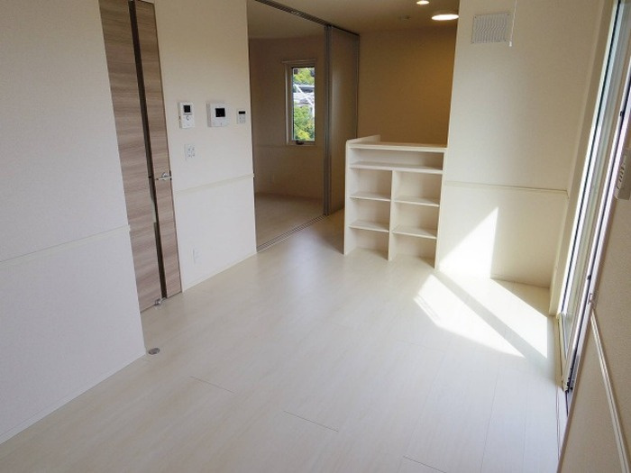 エスキーナの居間・リビング|リビング全景