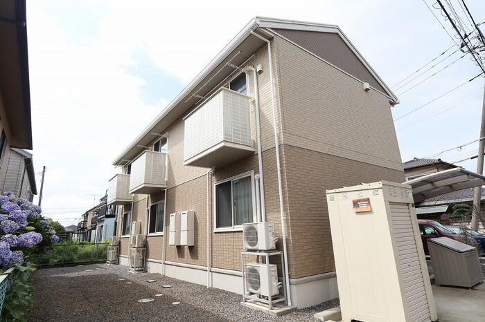 ファースト ステージの外観