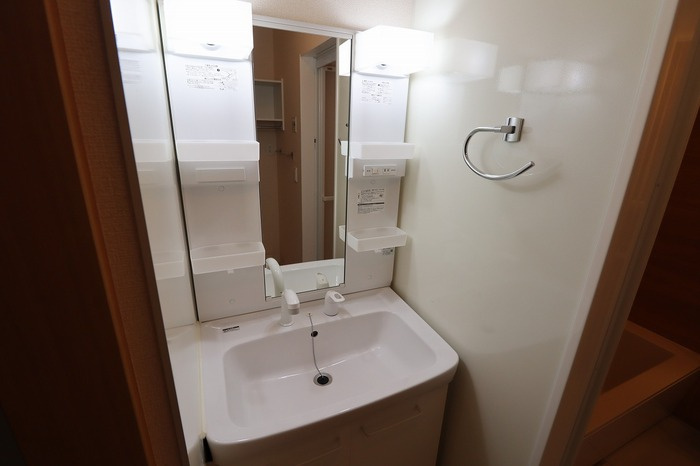 ファースト ステージの独立洗面台|洗髪洗面化粧台